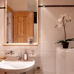 Jade 22 By Interhome Apartament *