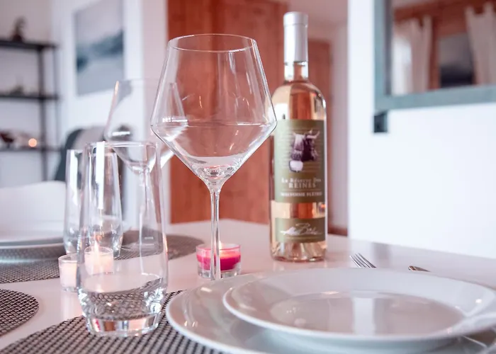 Jade 22 By Interhome *